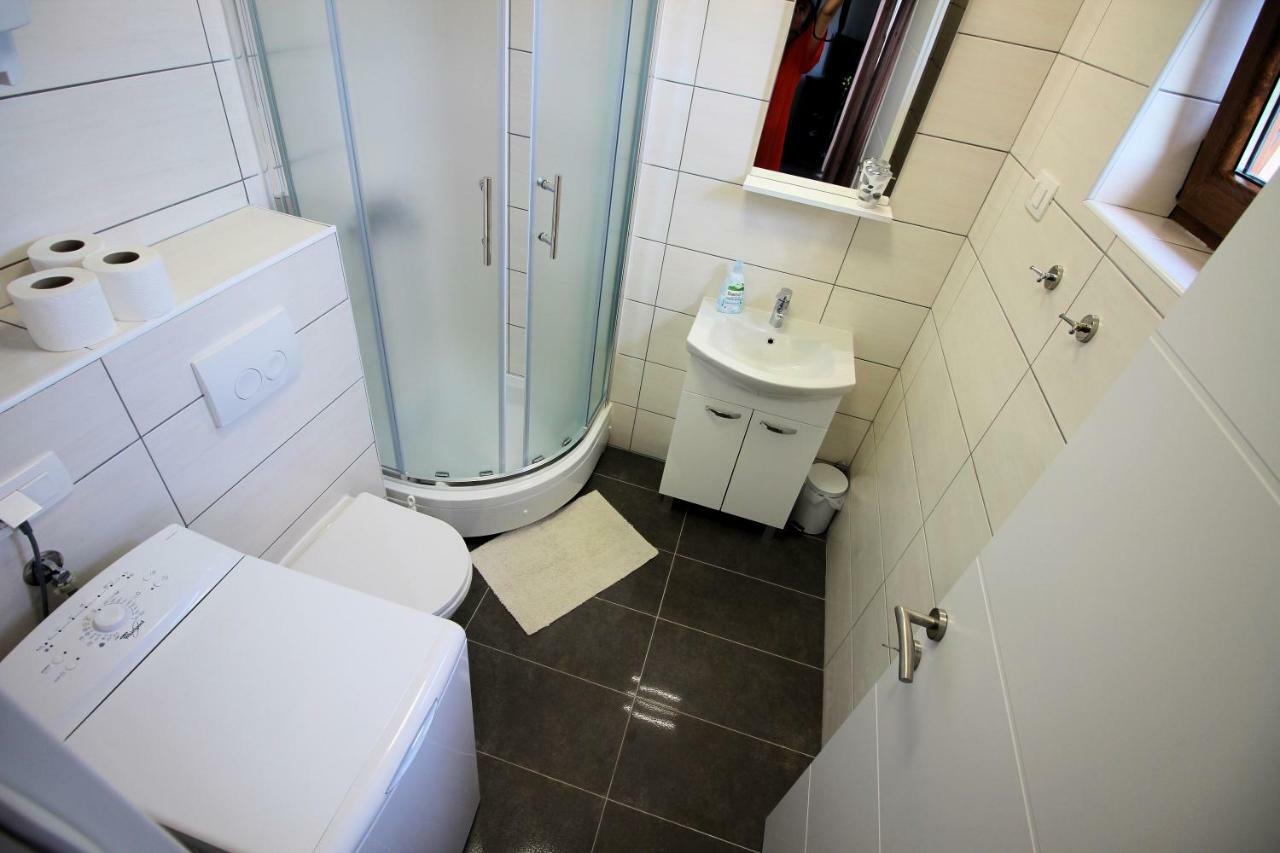 Apartmani Irena Novi Vinodolski Buitenkant foto