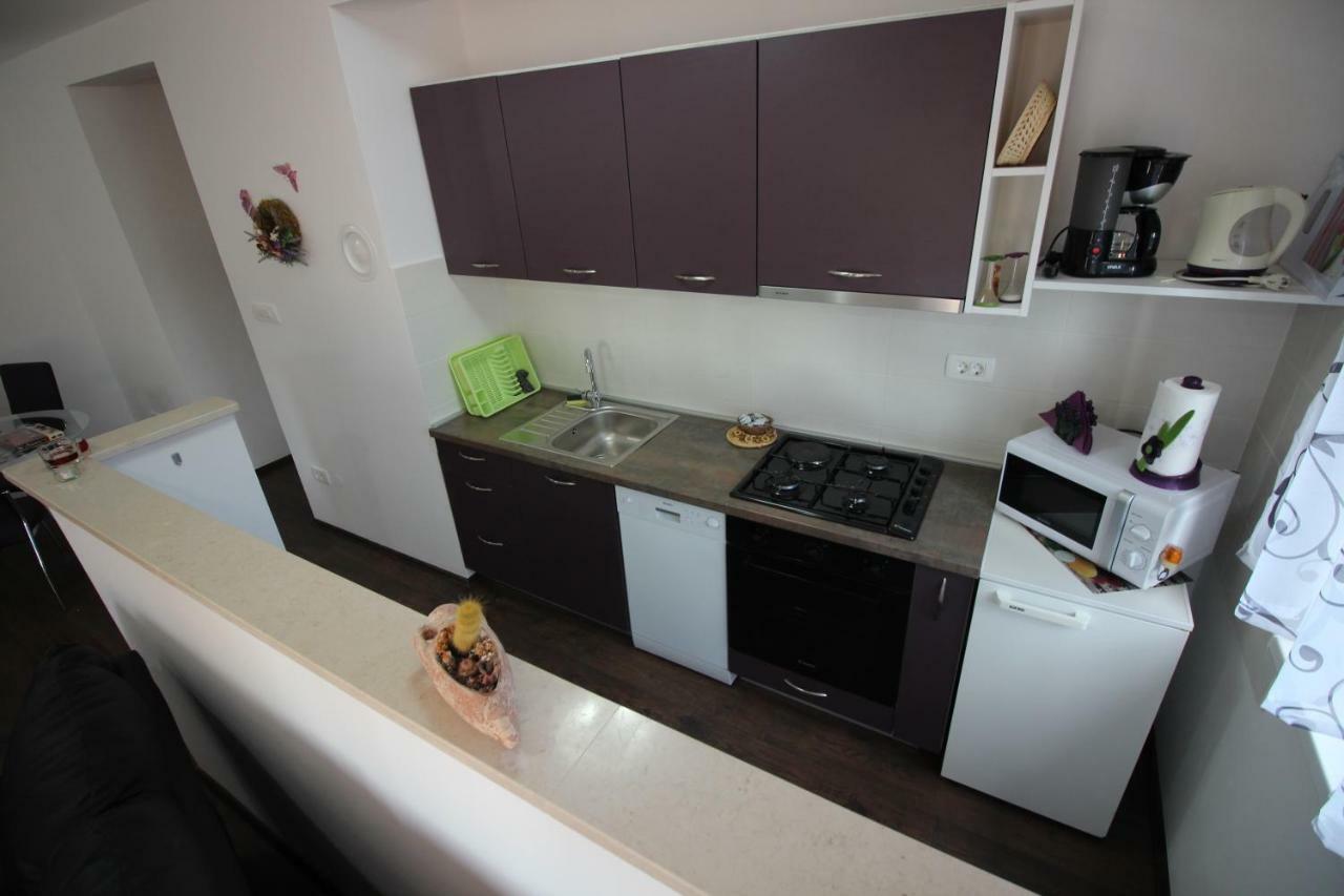 Apartmani Irena Novi Vinodolski Buitenkant foto