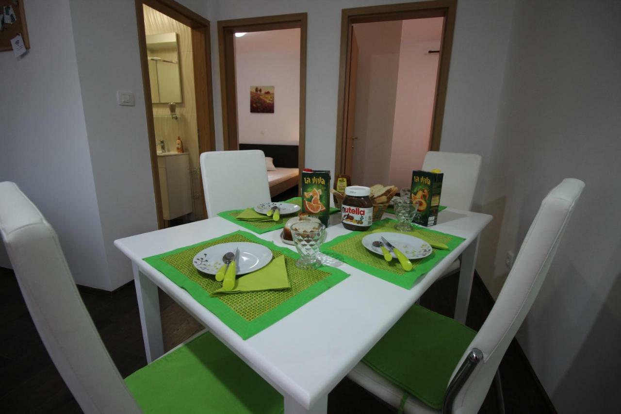 Apartmani Irena Novi Vinodolski Buitenkant foto